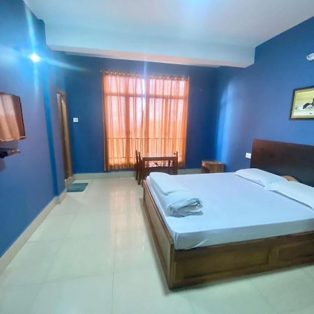 Chief Guest House Āīzawl Extérieur photo
