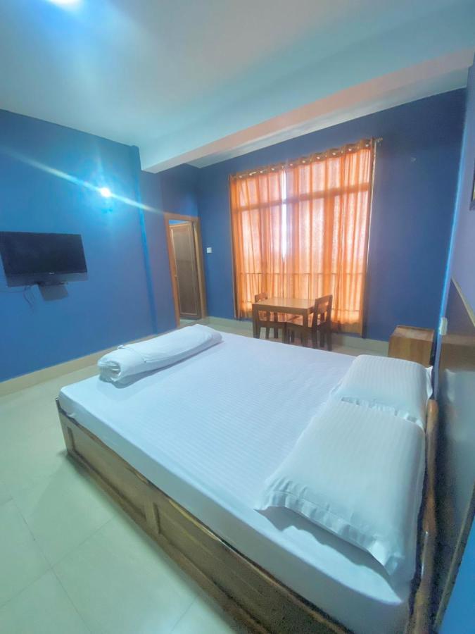 Chief Guest House Āīzawl Extérieur photo