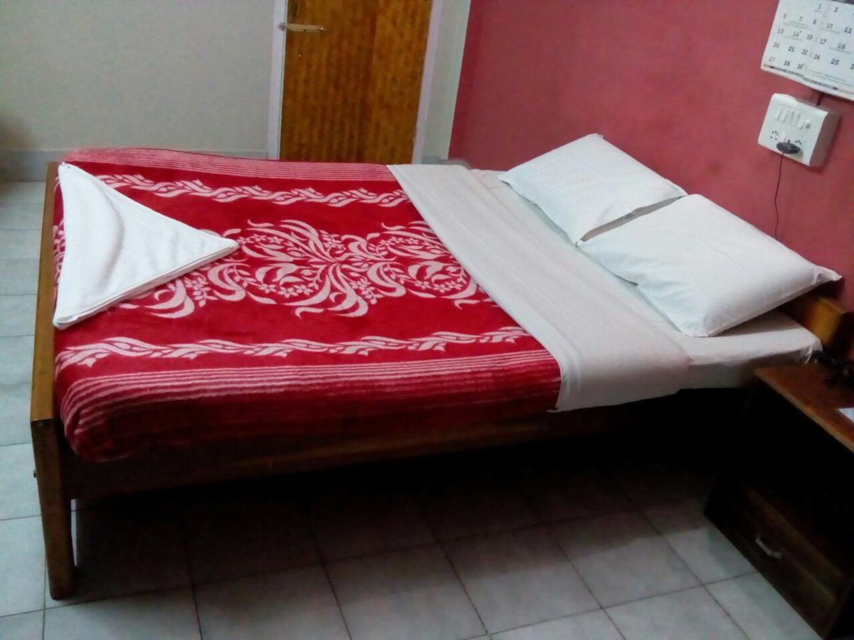 Chief Guest House Āīzawl Extérieur photo
