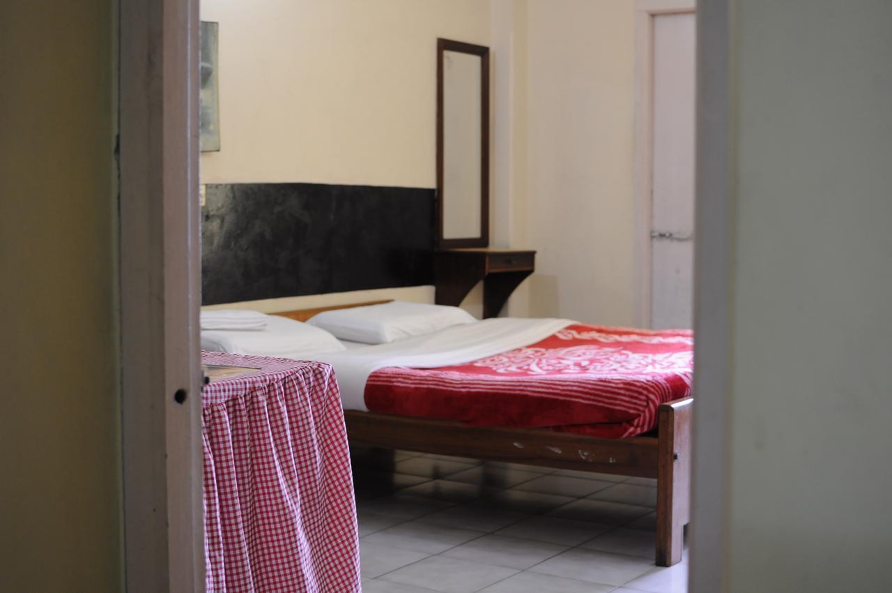 Chief Guest House Āīzawl Extérieur photo